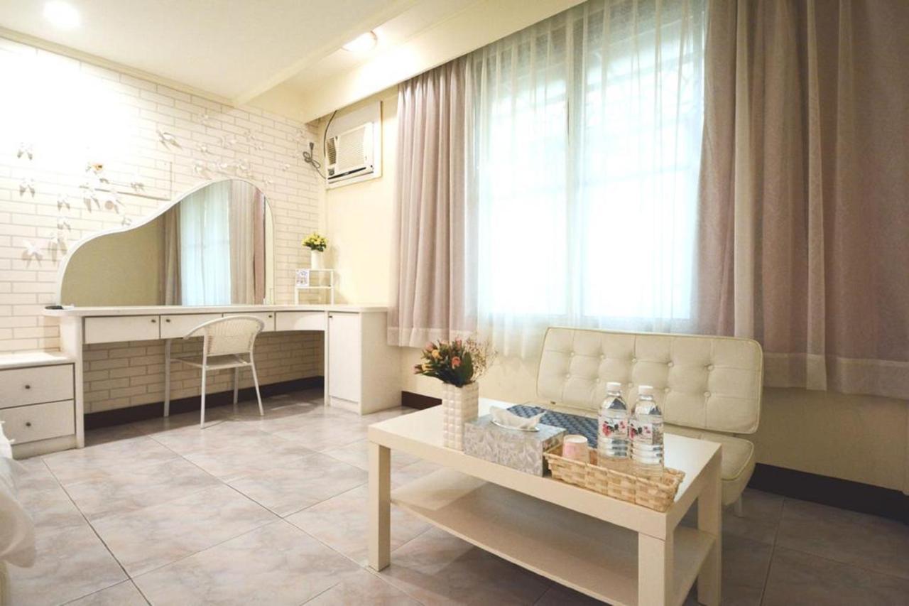 Ariyoshi Ya Appartement Tainan Buitenkant foto