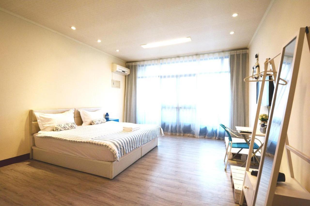 Ariyoshi Ya Appartement Tainan Buitenkant foto